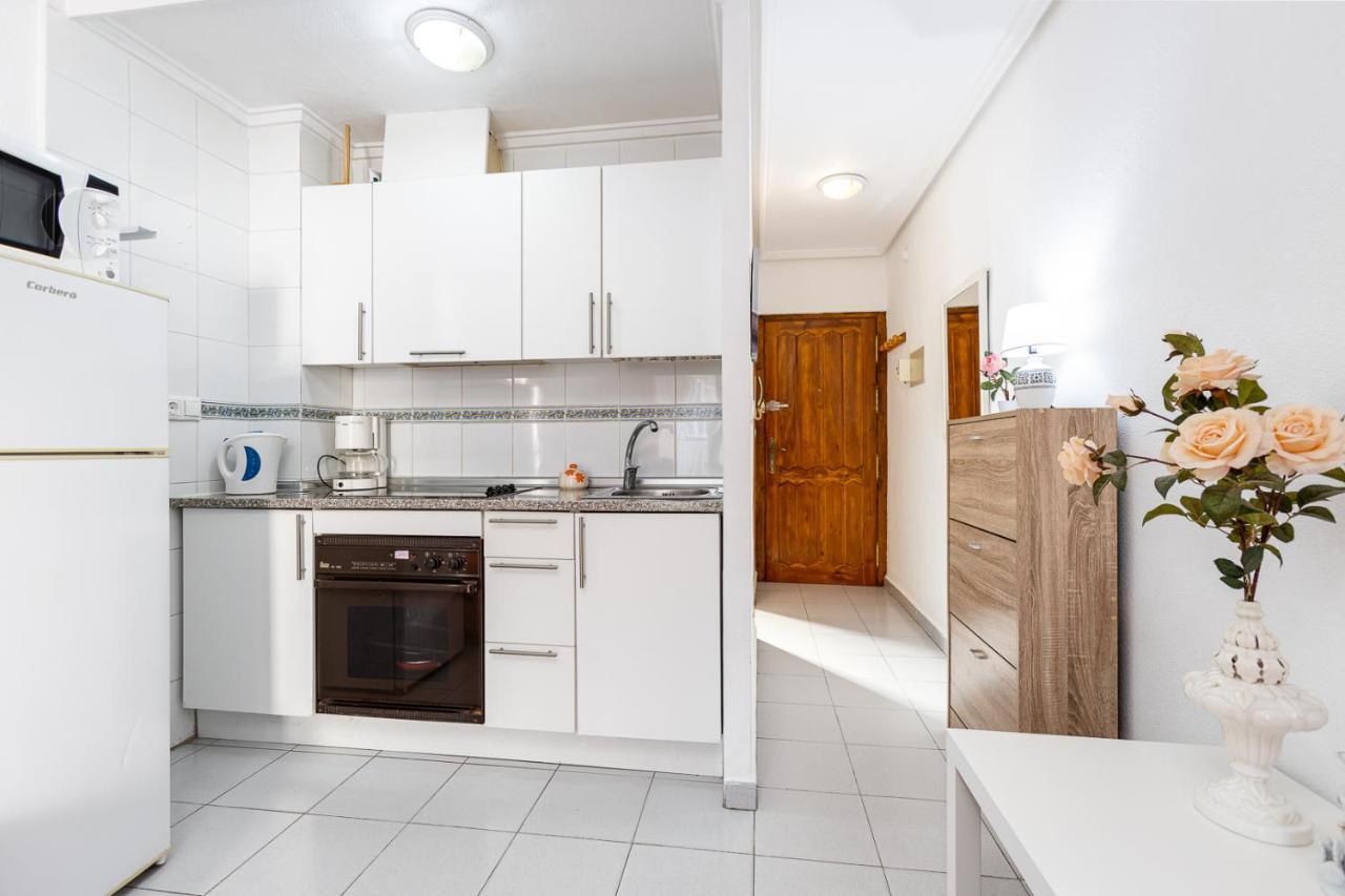 Apartment Studio Relax Almudena Torrevieja Exterior photo