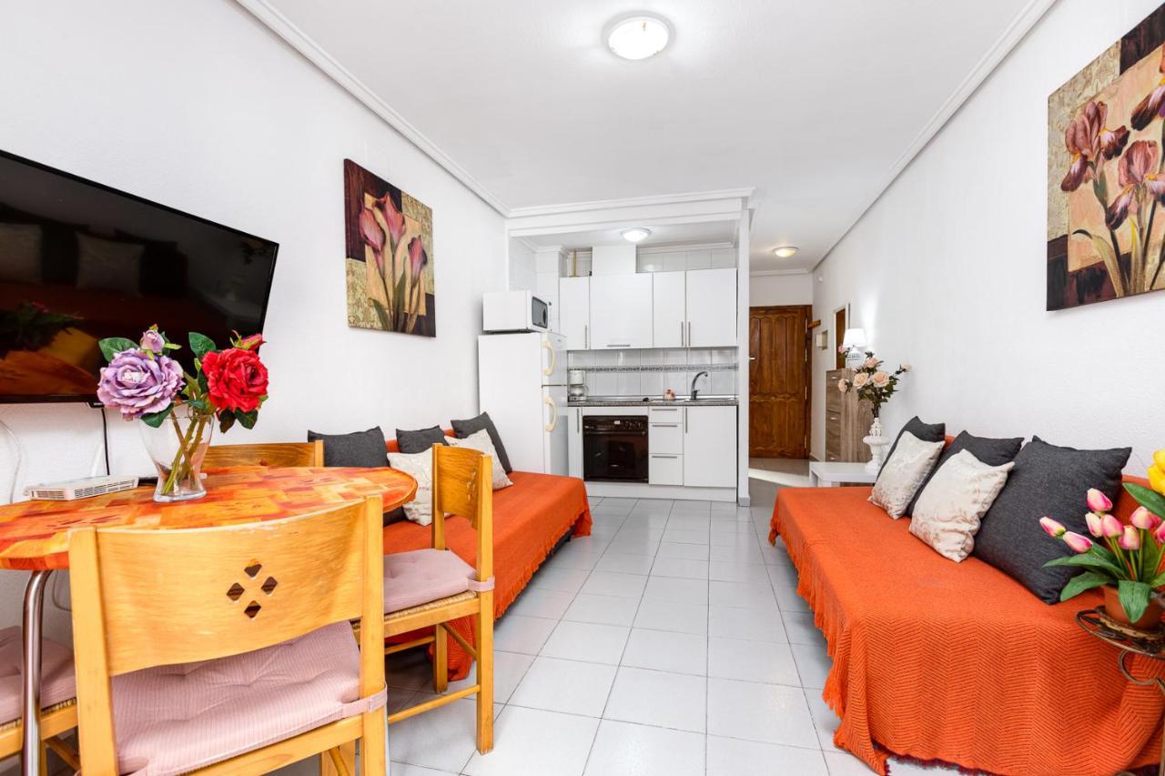 Apartment Studio Relax Almudena Torrevieja Exterior photo