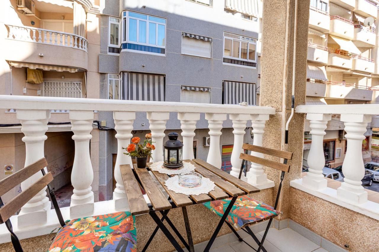 Apartment Studio Relax Almudena Torrevieja Exterior photo